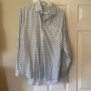Large Southern Tide linen shirt
